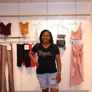 Meet your Posher, Khalidah